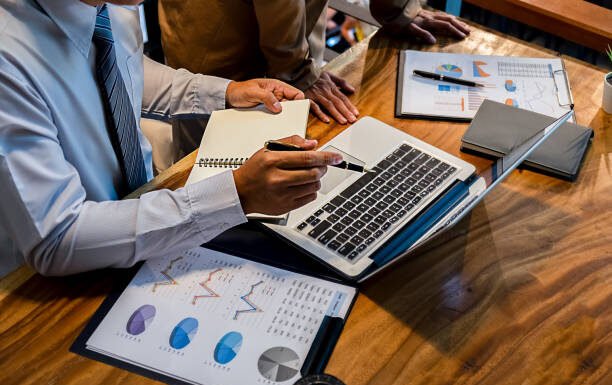 Why Every Small Business Needs an Accountant? accountants in ealing