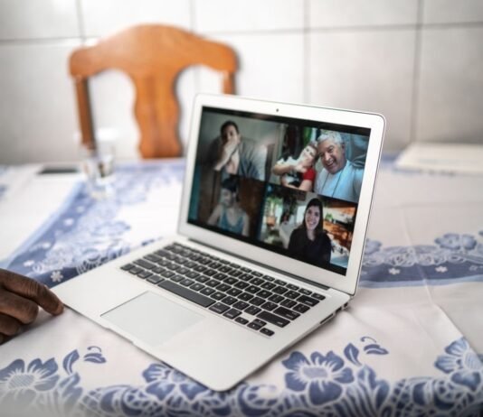 Get Connected Utilizing Free Live Video Chatroom Free Video Chatting Website USA